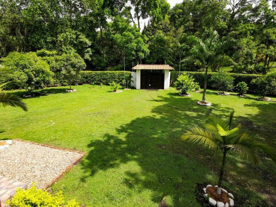 Hermosa Casaquinta Con Piscina Privada. Villa Villeta