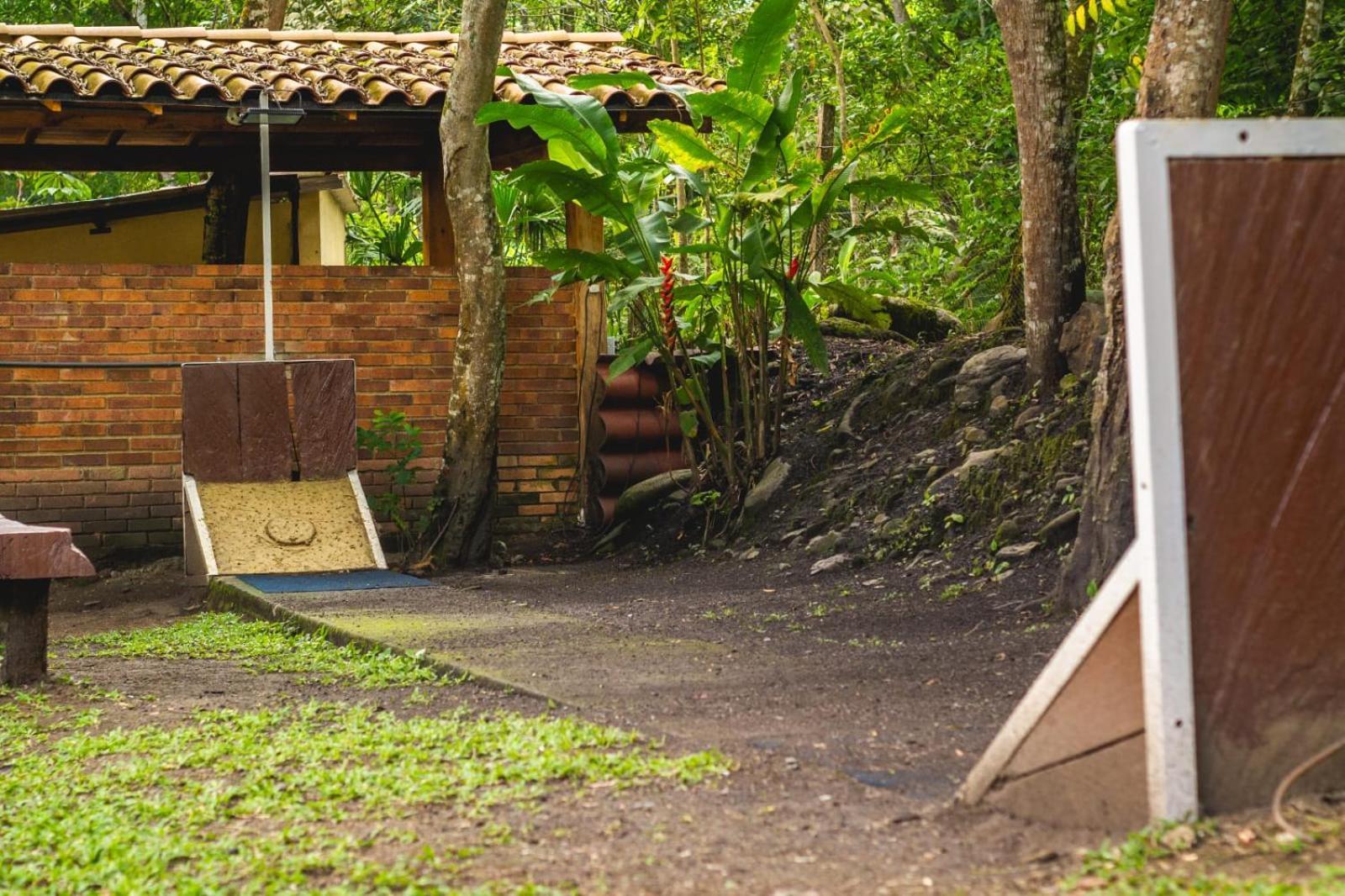 Villa Hermosa Casaquinta Con Piscina Privada.