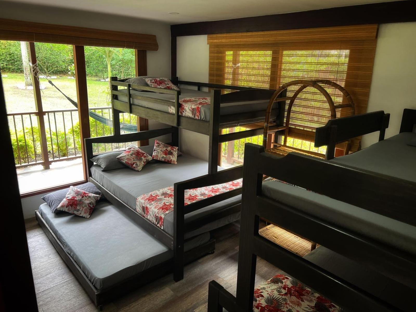 Hermosa Casaquinta Con Piscina Privada. Villa Villeta
