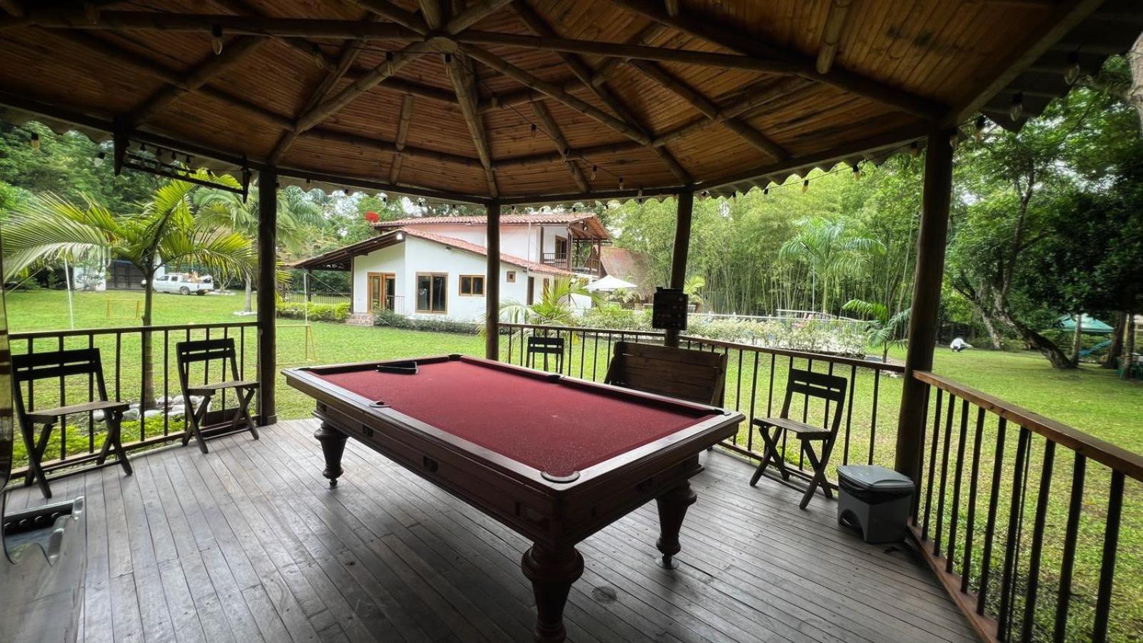 Hermosa Casaquinta Con Piscina Privada. * Villeta